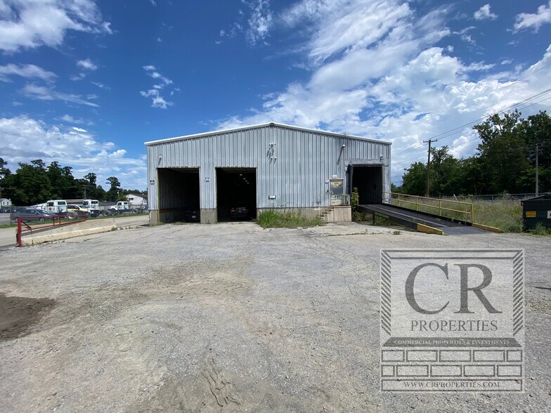 More Photos Of 1 Chips Ln, Fishkill Light Manufacturing For Lease