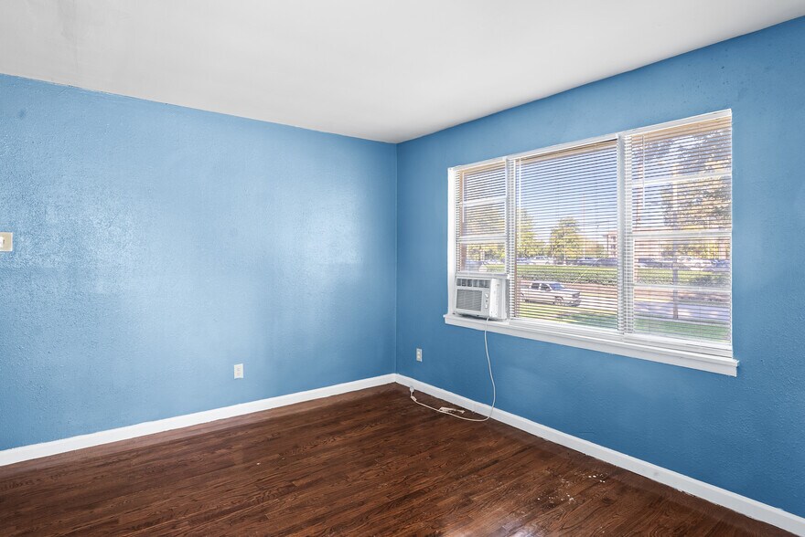 More Photos Of 1177 Linden Ave, Memphis Apartments For Sale