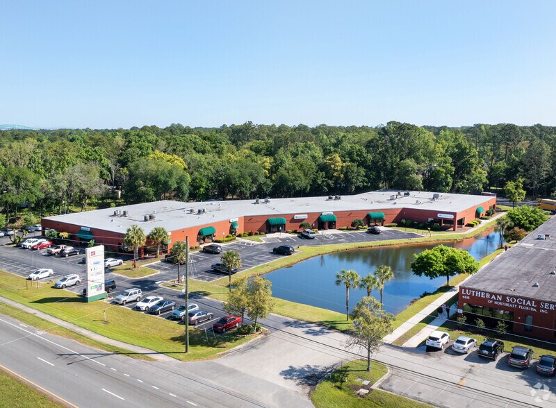 More Photos Of 4613 Philips Hwy, Jacksonville Light Distribution For Lease