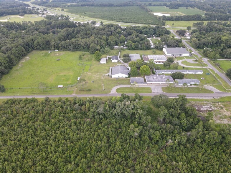 More Photos Of 20550 NE 42nd Pl, Williston Schools For Sale