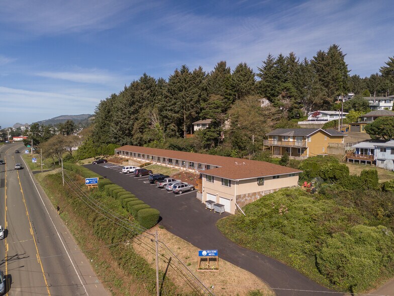 More Photos Of 3510 NE Highway 101, Lincoln City Hotel For Sale