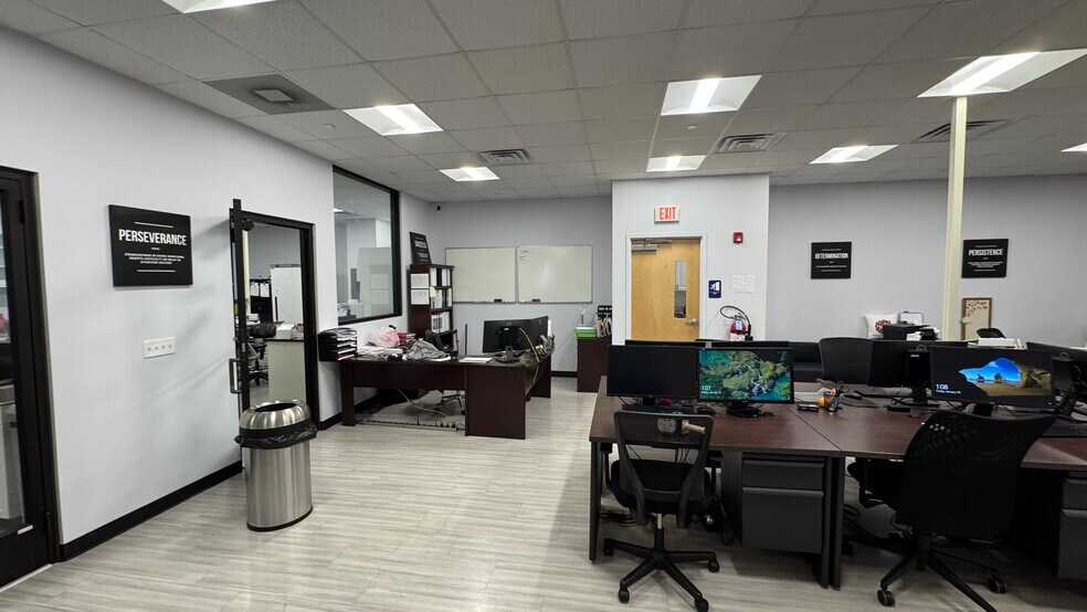 More Photos Of 2550 Brodhead Rd, Bethlehem Flex For Lease