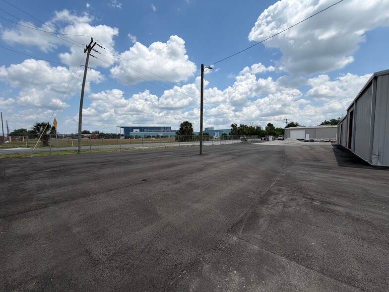More Photos Of 1710 Turkey Creek Rd, Plant City Warehouse For Lease