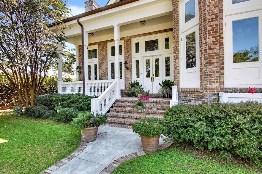 More Photos Of 1611 Glenn Swetman St, Biloxi Specialty For Sale