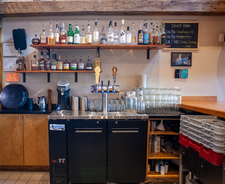 More Photos Of 117 Burgoyne Rd, Ticonderoga Restaurant For Sale