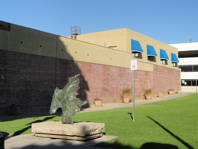 More Photos Of 6716-6718 Greenleaf Ave, Whittier Storefront Retail Office For Lease