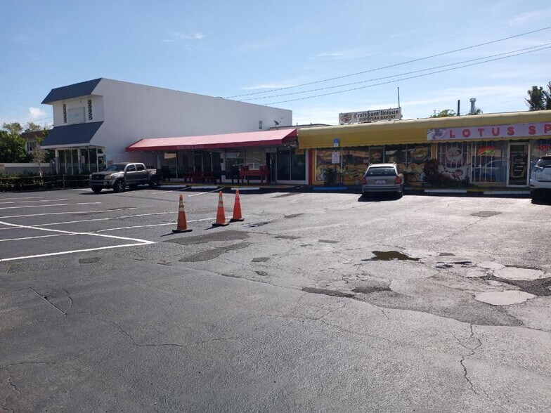 More Photos Of 350-360 E McNab Rd, Pompano Beach Storefront For Sale