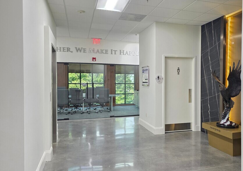 More Photos Of 5825 Medlock Bridge Pky, Johns Creek Loft Creative Space For Sale