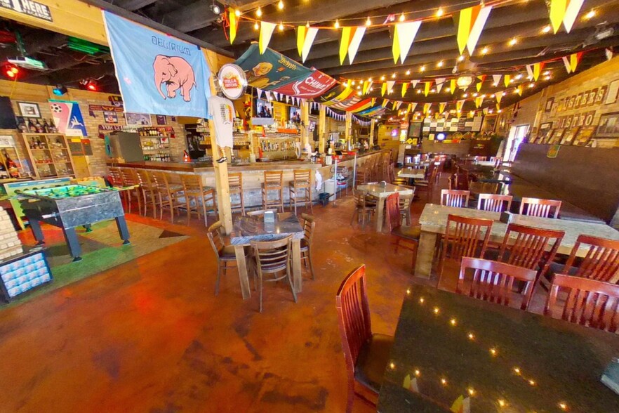 More Photos Of 300 S Sanford Ave, Sanford Restaurant For Sale