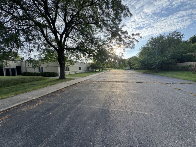 More Photos Of 5225 Calkins Rd, Flint Religious Facility For Sale