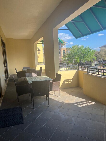 More Photos Of 13538 Village Park Dr, Orlando Office Residential For Lease