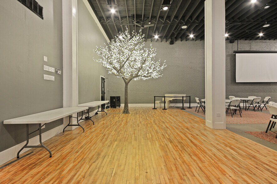 More Photos Of 105 Coal st, Mexico Specialty For Sale