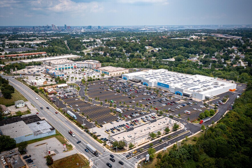 More Photos Of 3531 Washington Blvd, Lansdowne General Retail For Lease