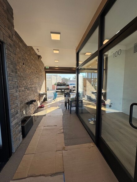More Photos Of 5744 E 2nd St, Long Beach Storefront Retail Office For Lease