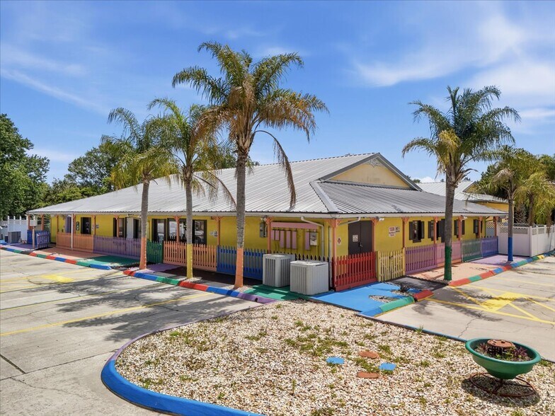 More Photos Of 1330 Knox McRae Dr, Titusville Schools For Sale