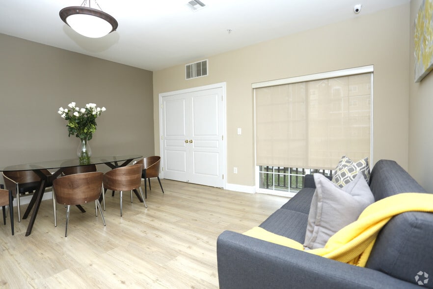 More Photos Of 415-419 Cedar Bridge Ave, Lakewood Apartments For Lease