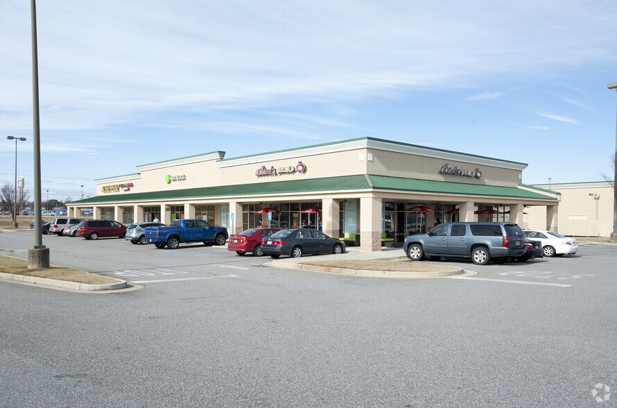 More Photos Of 2620-2624 Watson Blvd, Warner Robins Unknown For Lease