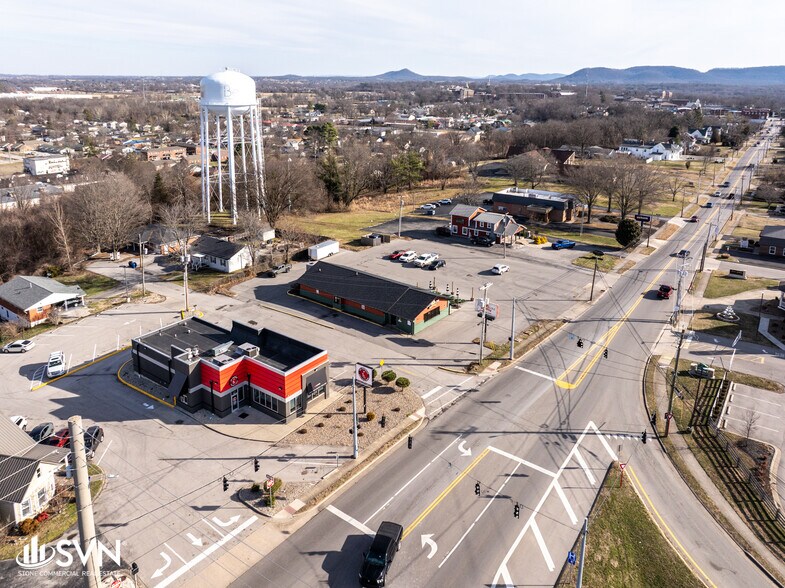 More Photos Of 638 Chestnut St, Berea Freestanding For Sale