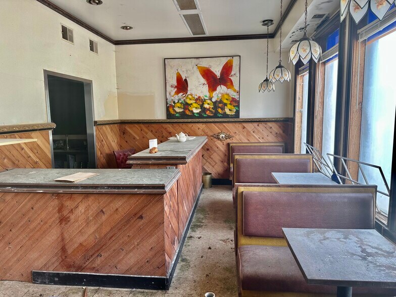 More Photos Of , Hazel Crest General Retail For Sale