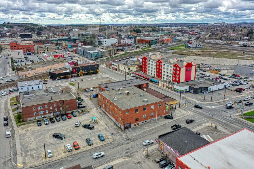 More Photos Of 130 Elm St, Sudbury Office For Lease