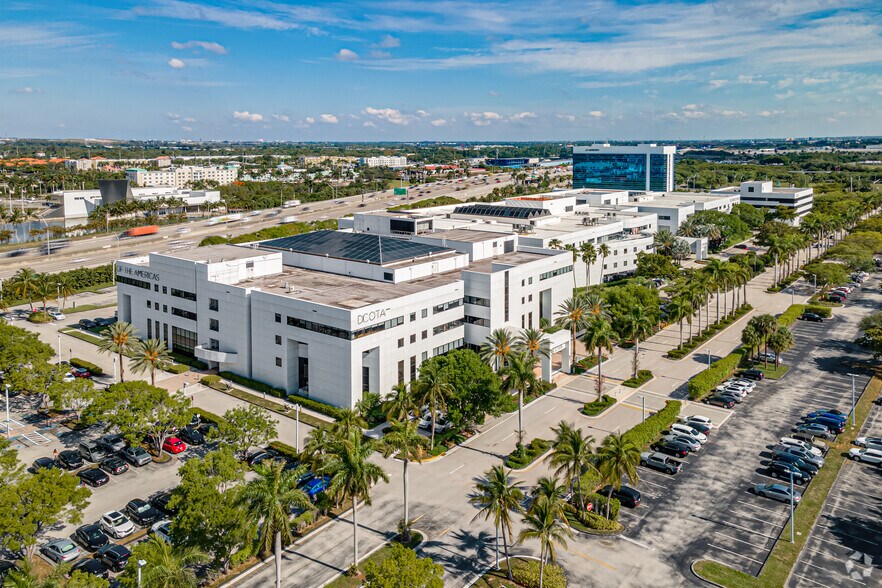 More Photos Of 1855 Griffin Rd, Dania Beach Office Residential For Lease