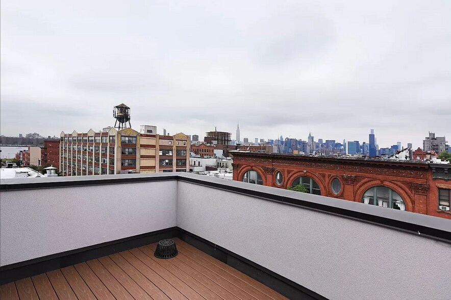 More Photos Of 94 Greenpoint Ave, Brooklyn Apartments For Sale