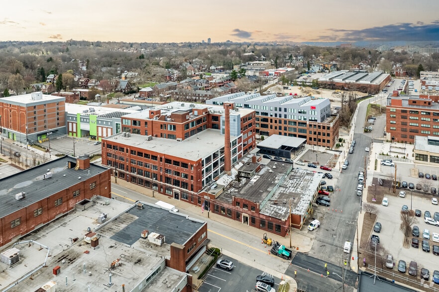 More Photos Of 201 N Braddock Ave, Pittsburgh Light Manufacturing For Lease