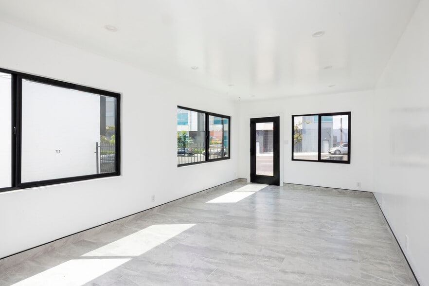 More Photos Of 718 Centinela Ave, Inglewood Storefront For Sale
