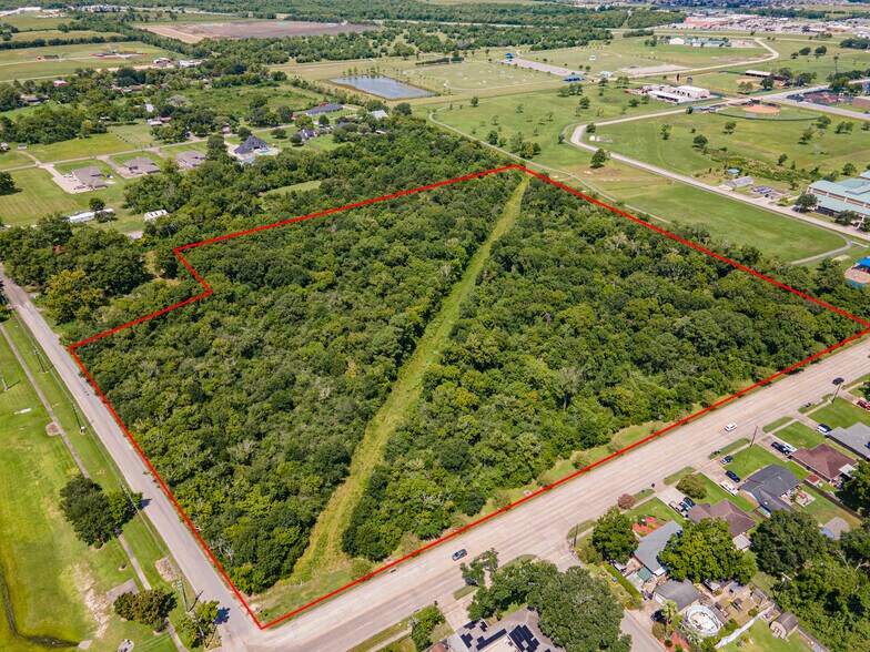 More Photos Of 00 County Road 424, Alvin Land For Sale