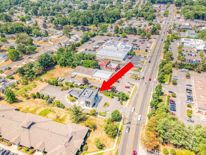 More Photos Of 2265 Highway 33, Hamilton Office For Sale