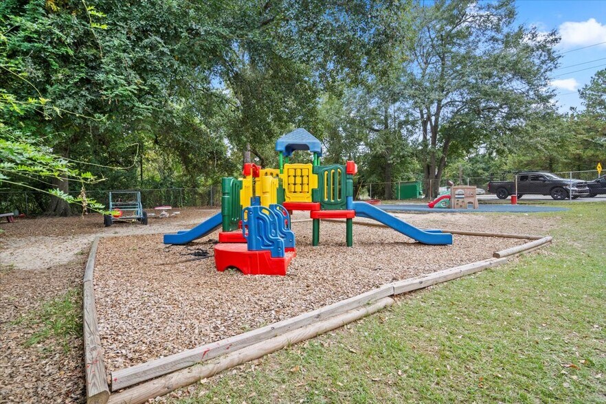 More Photos Of 1718 S Beltline Blvd, Columbia Daycare Center For Sale