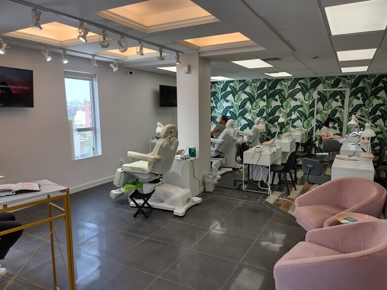 More Photos Of 9717 64th Rd, Rego Park Medical For Lease