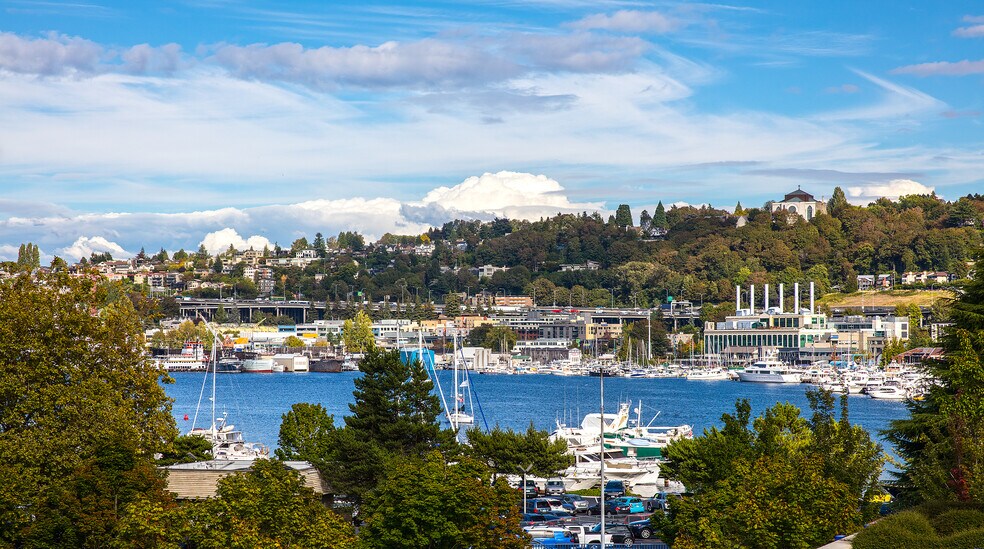 More Photos Of 1100 Dexter Ave N, Seattle Coworking Space