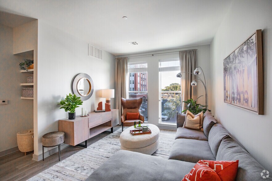 More Photos Of Union Ave @ Hawkins Ave, Ronkonkoma Unknown For Lease