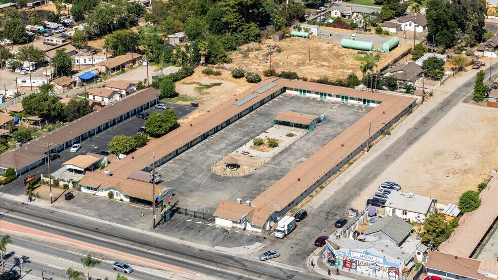 More Photos Of 1010 S Union Ave, Bakersfield Hotel For Sale