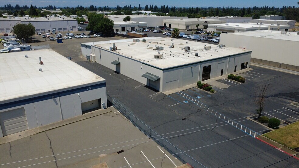 More Photos Of 3850 Happy Ln, Sacramento Warehouse For Sale