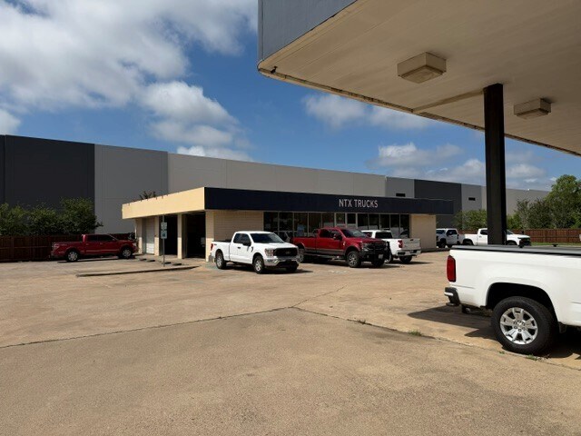 More Photos Of 3430 E University Dr, Denton Service Station For Lease