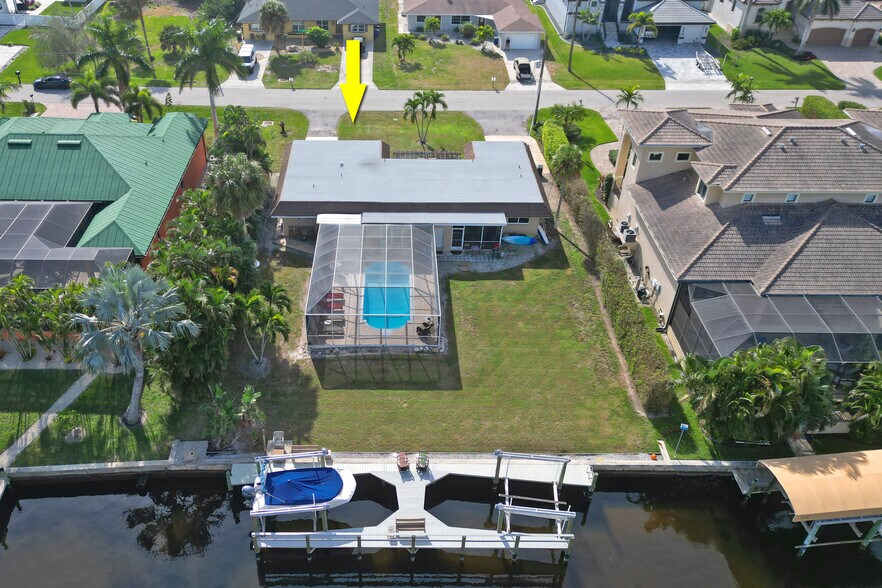 More Photos Of 4838 Esplanade St, Bonita Springs Multifamily For Sale