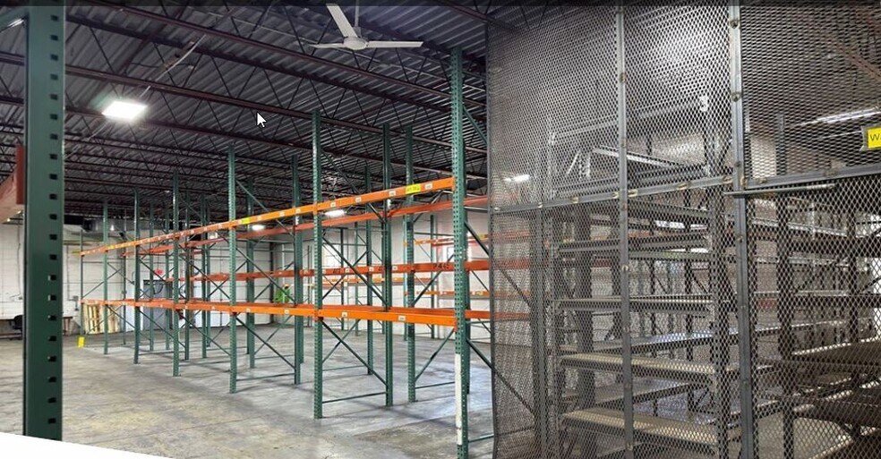 More Photos Of 70 Carolyn Blvd, Farmingdale Distribution For Sale