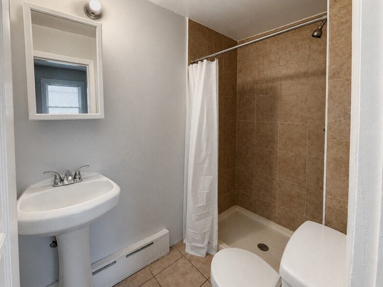 More Photos Of 147 Parkdale Ter, Rochester Apartments For Sale