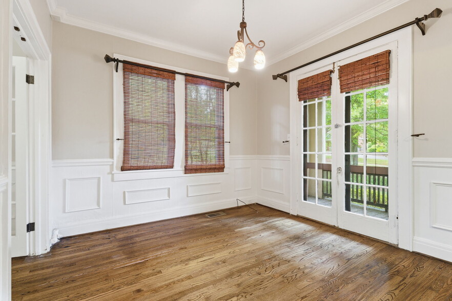 More Photos Of 916 Bromley Rd, Charlotte Apartments For Sale