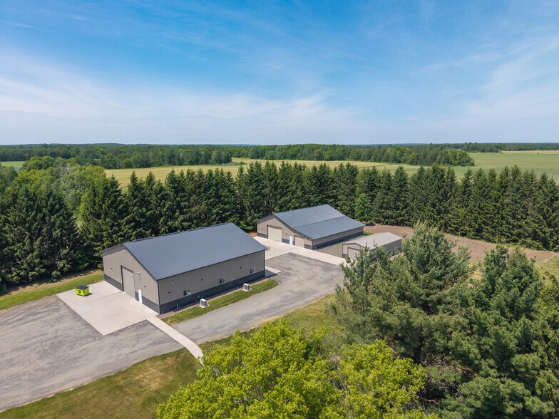 More Photos Of 22946 100th Ave, Cadott Manufacturing For Sale