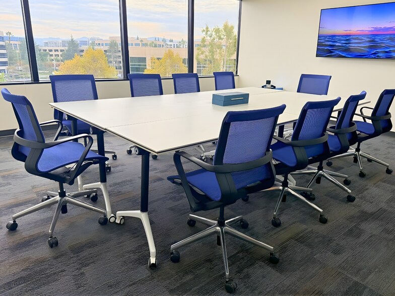 More Photos Of 5850 Canoga Ave, Woodland Hills Coworking Space