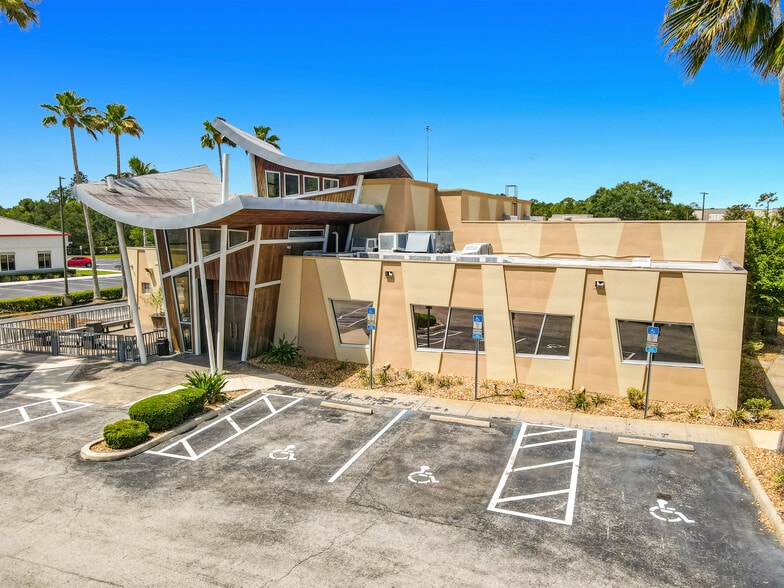 More Photos Of 220 N Williamson Blvd, Ormond Beach Restaurant For Sale