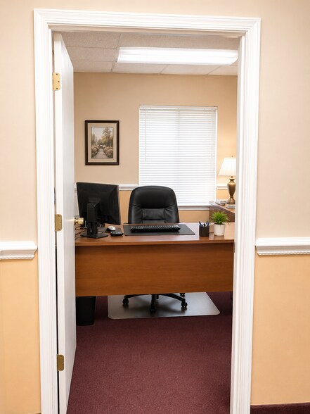 More Photos Of 965 Russell Ave, Gaithersburg Office For Lease