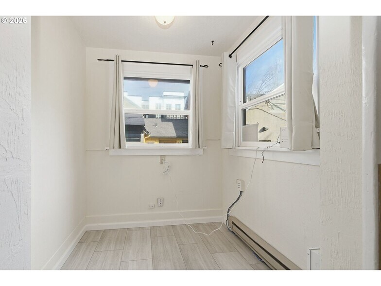 More Photos Of 245 W 13th Ave, Eugene Office For Sale