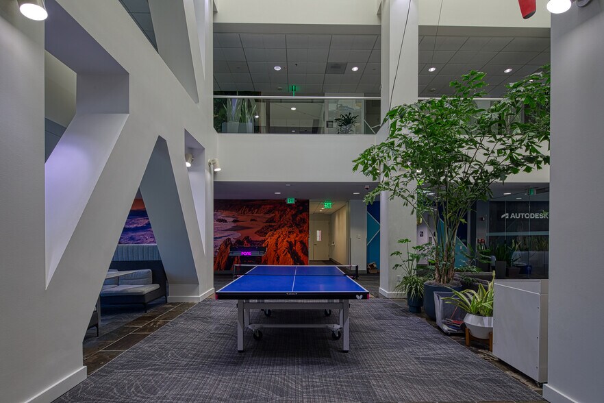 More Photos Of 111 McInnis Pky, San Rafael Office For Sale