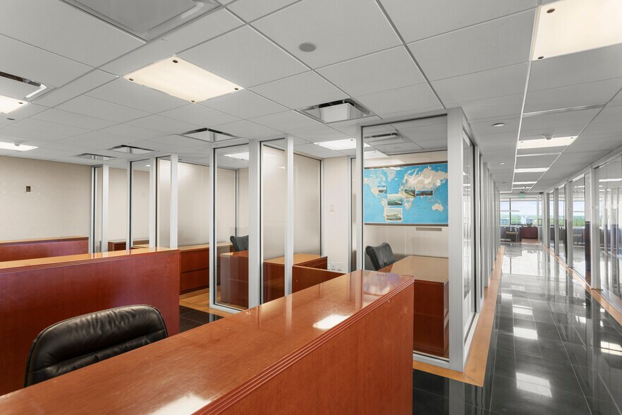More Photos Of 4770 Biscayne Blvd, Miami Office For Sale