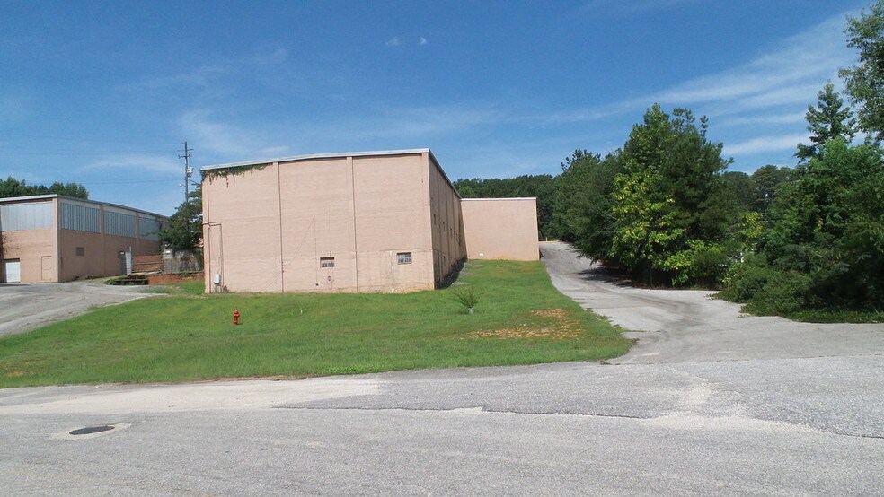 More Photos Of 32256 Highway 43, Thomasville Industrial For Sale