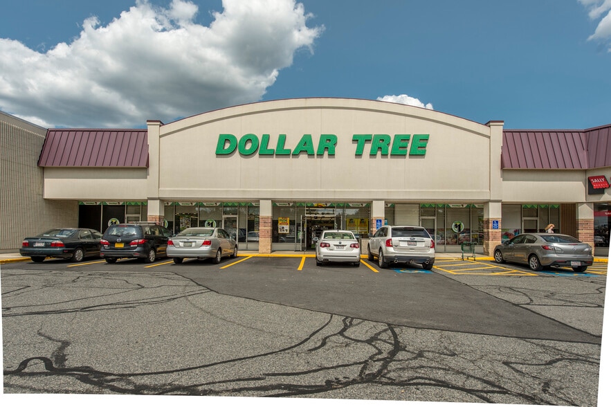 More Photos Of 600 South St W, Raynham Unknown For Lease